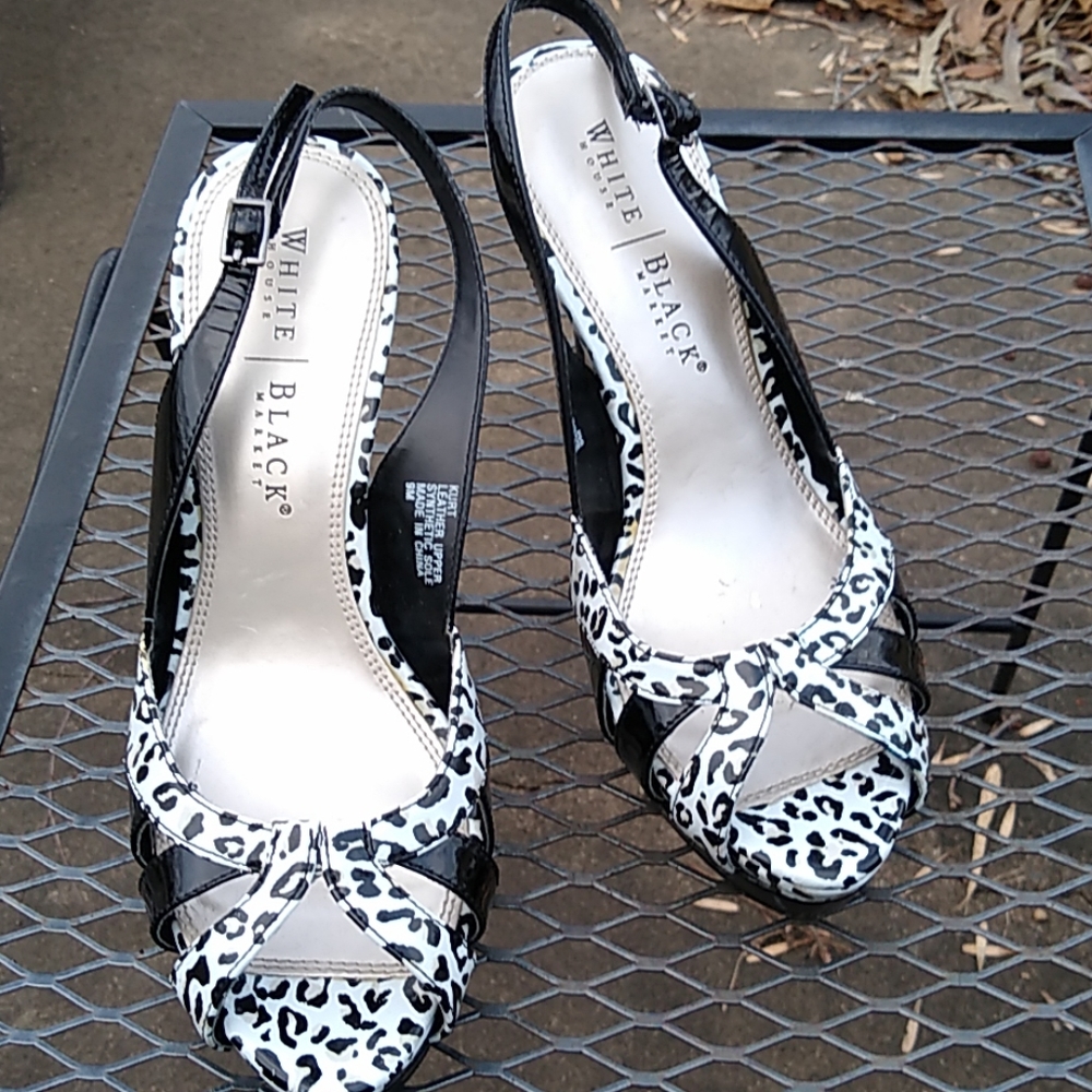 Leopard pump White House Black Market slin…